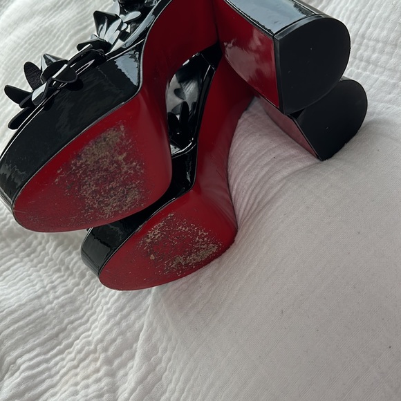 Christian Louboutin Patent Leather Daisy Spikes - Picture 6 of 6